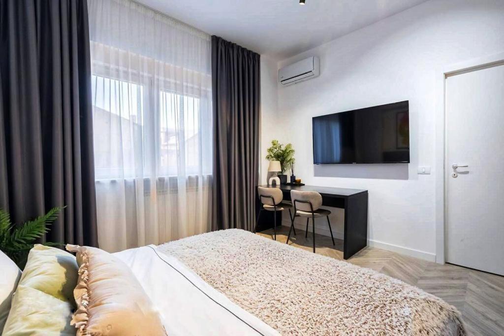 Angelo Bello Luxury Suite City Center By Sattal Bucharest Exterior photo